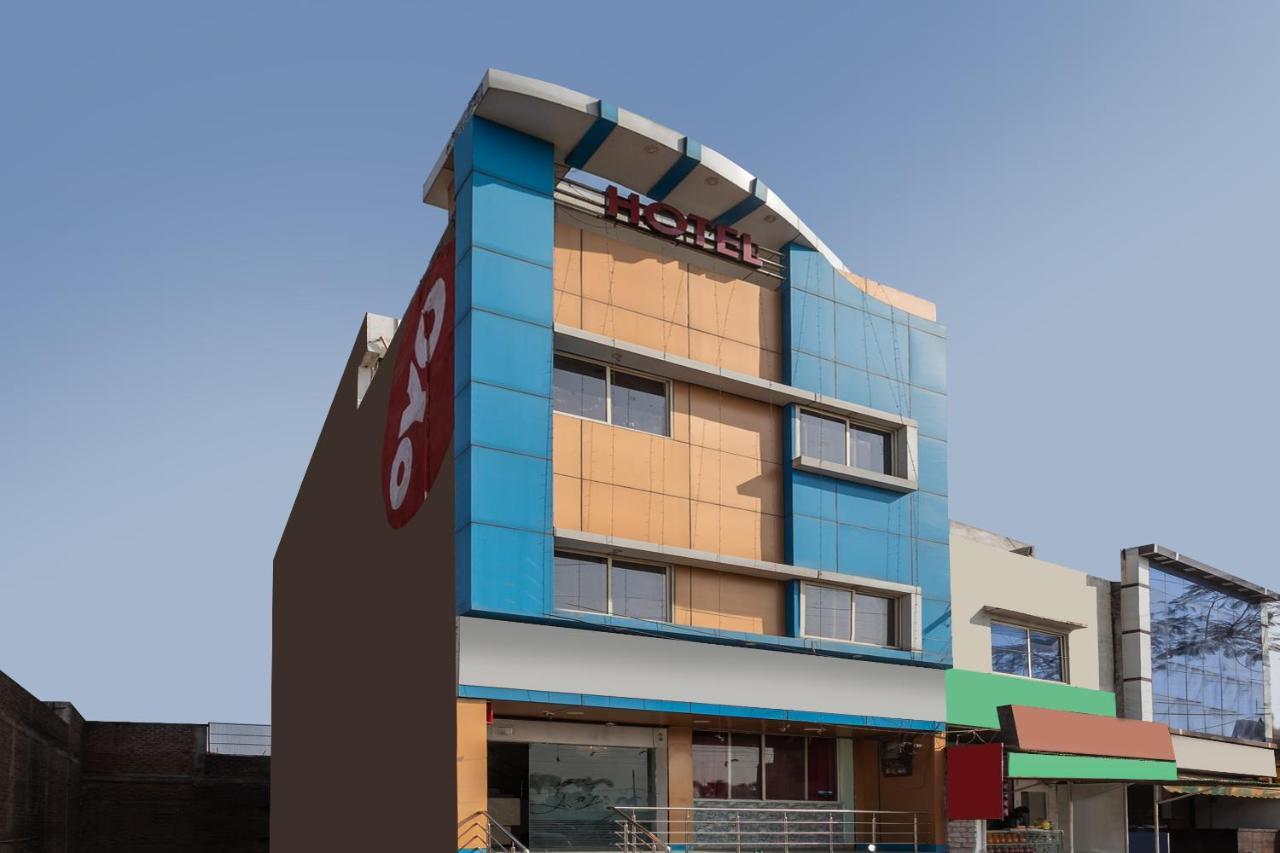 Oyo 14594 Hotel Amaltas Ujjain Extérieur photo