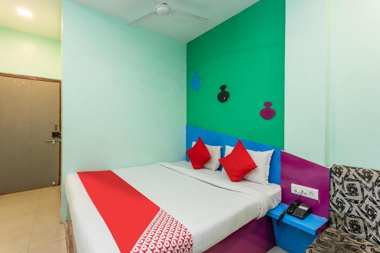 Oyo 14594 Hotel Amaltas Ujjain Extérieur photo
