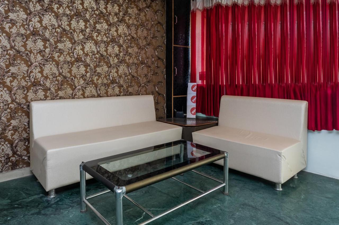 Oyo 14594 Hotel Amaltas Ujjain Extérieur photo